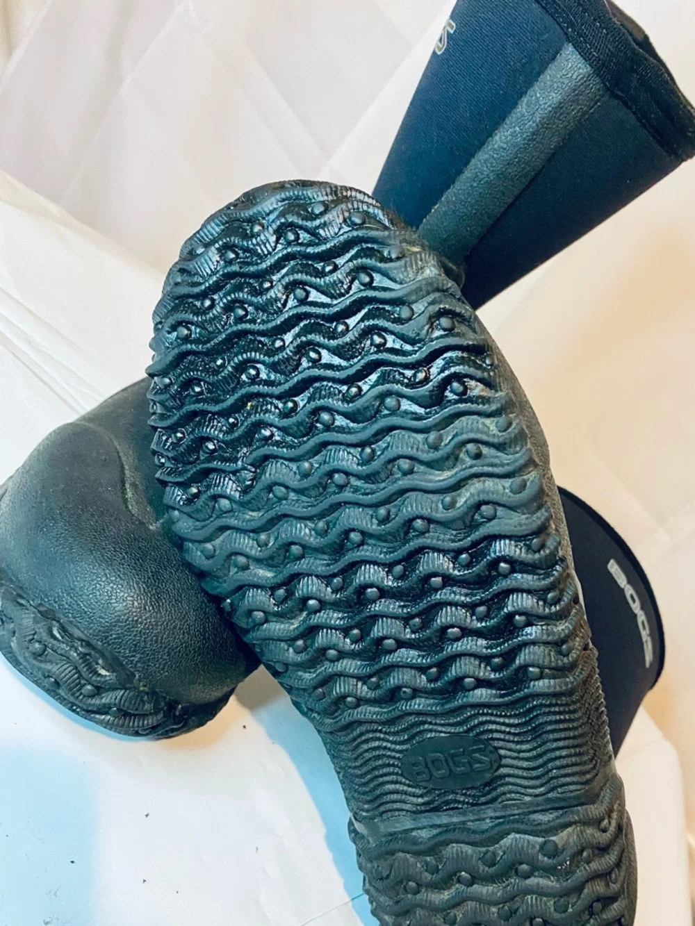 Bogs Women's Blue and Black Winter Rain Boots Size 8